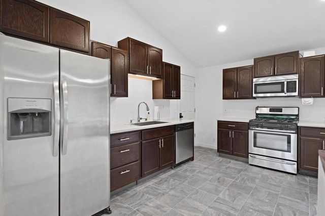 4223 Canterbury LANE, Mount Pleasant, WI 53403