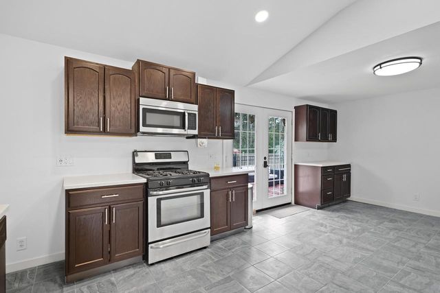 4223 Canterbury LANE, Mount Pleasant, WI 53403