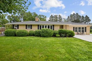 4223 Canterbury LANE, Mount Pleasant, WI 53403