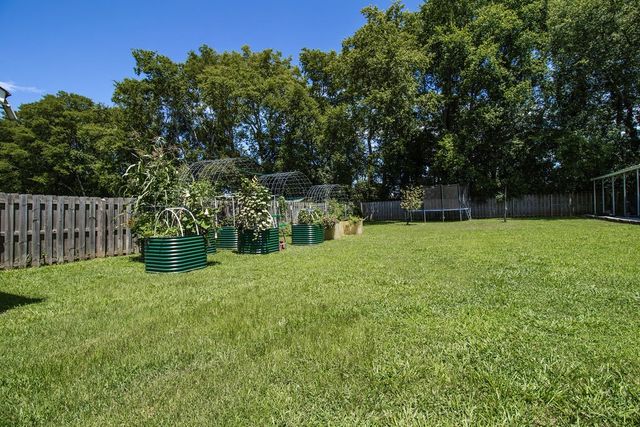 3928 Hearthstone Dr, Chapel Hill, TN 37034