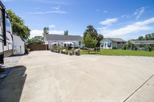 3928 Hearthstone Dr, Chapel Hill, TN 37034