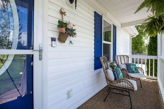 3928 Hearthstone Dr, Chapel Hill, TN 37034