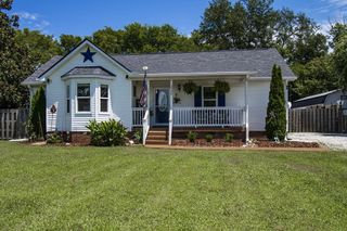 3928 Hearthstone Dr, Chapel Hill, TN 37034