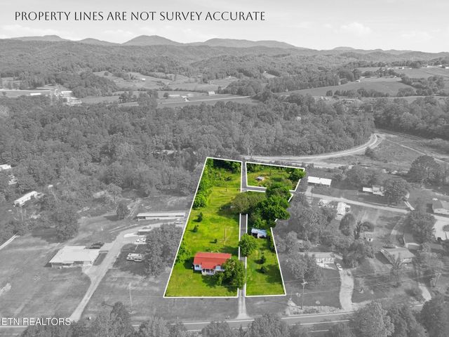 824 Oliver Springs Hwy, Clinton, TN 37716