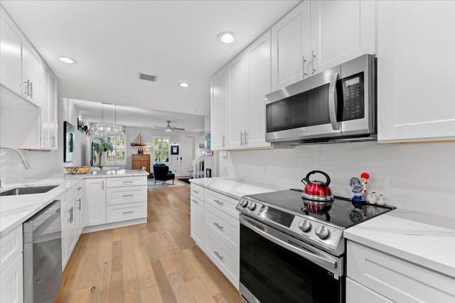 3151 E Community Drive, Jupiter, FL 33458