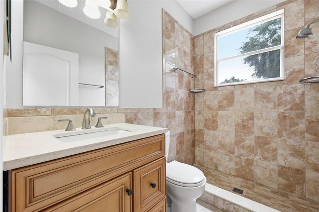 10125 FOXHURST COURT, Orlando, FL 32836