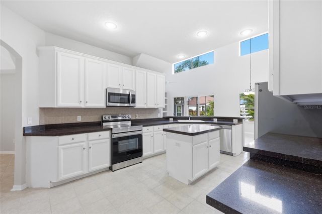 10125 FOXHURST COURT, Orlando, FL 32836