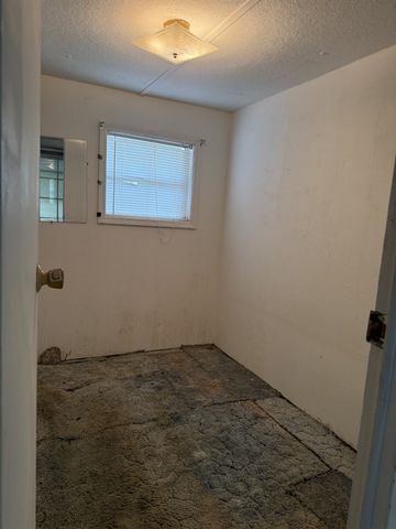 2109 Willow Grove Hwy, Allons, TN 38541