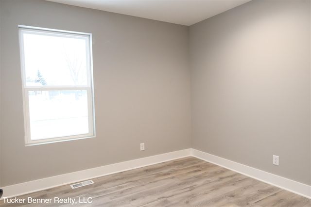 518 S Sullivan Avenue, Fremont, MI 49412