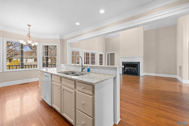 4901 Bridgehampton Road SE, Owens Cross Roads, AL 35763