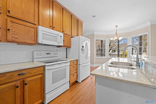 4901 Bridgehampton Road SE, Owens Cross Roads, AL 35763