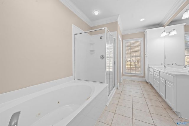 4901 Bridgehampton Road SE, Owens Cross Roads, AL 35763