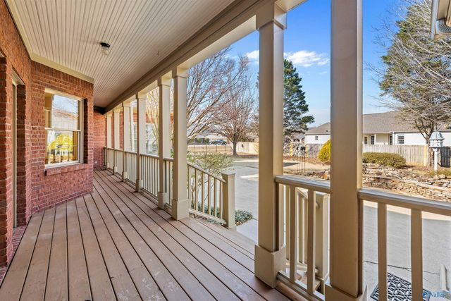 4901 Bridgehampton Road SE, Owens Cross Roads, AL 35763