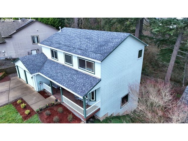17441 Wake Robin Cir, Oregon City, OR 97045