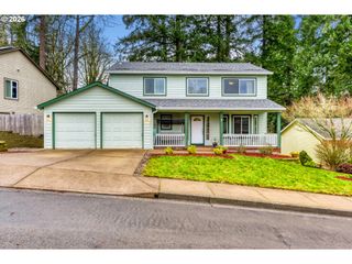 17441 Wake Robin Cir, Oregon City, OR 97045