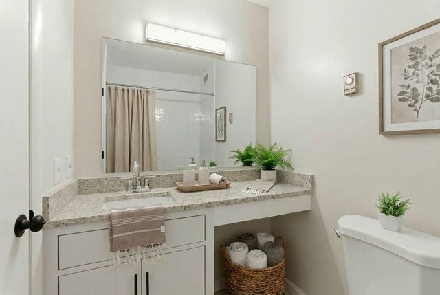 2020 Beech Ave Apt D3, Nashville, TN 37204