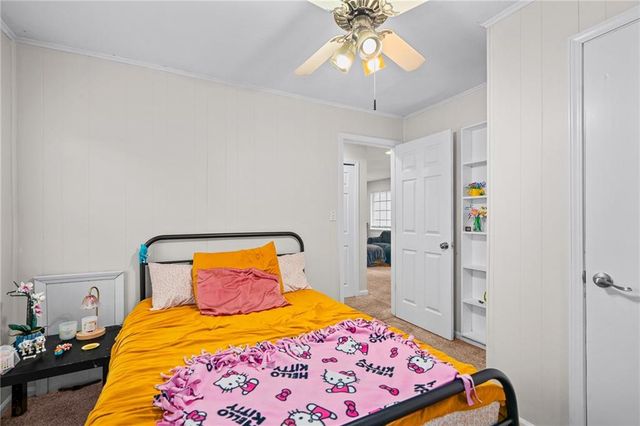 2700 S SCOTT Avenue, Independence, MO 64052