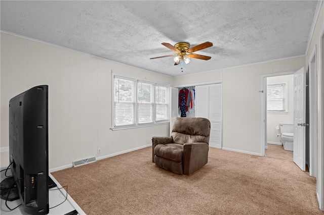 2700 S SCOTT Avenue, Independence, MO 64052