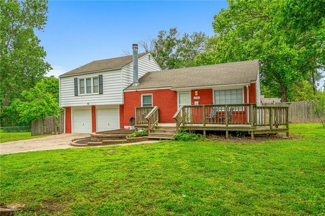 2700 S SCOTT Avenue, Independence, MO 64052