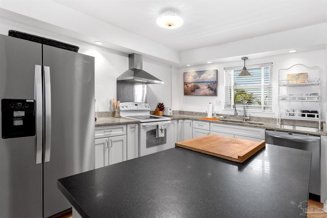 16401 Perdido Key Dr 309, Pensacola, FL 32507