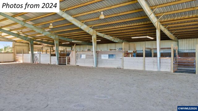 12430 S Oak Grove Rd, Canby, OR 97013