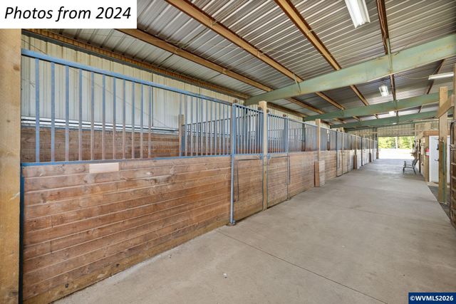 12430 S Oak Grove Rd, Canby, OR 97013