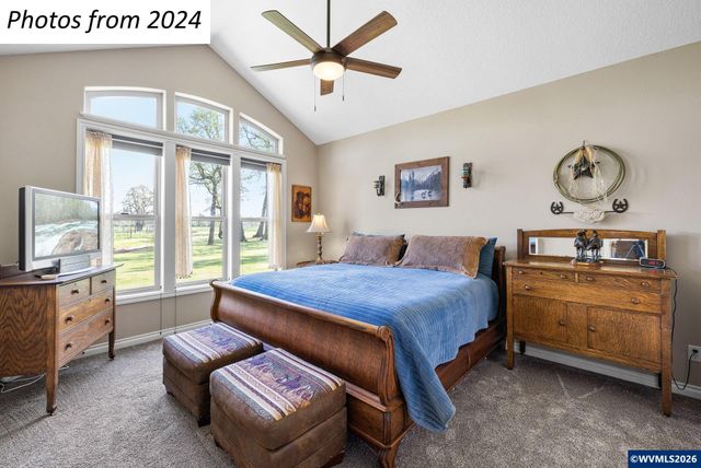 12430 S Oak Grove Rd, Canby, OR 97013