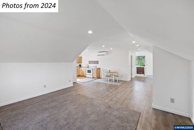 12430 S Oak Grove Rd, Canby, OR 97013