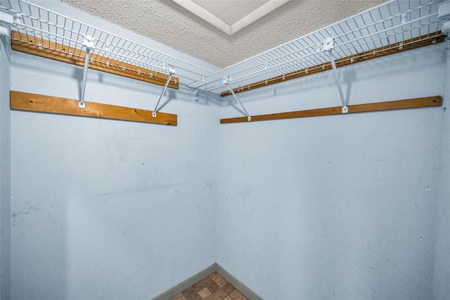 1200 E COURT STREET, Tarpon Springs, FL 34689