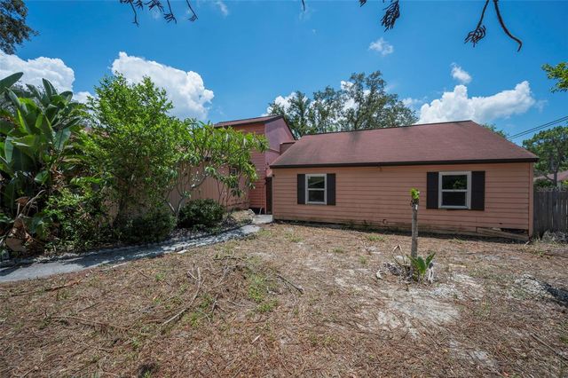 1200 E COURT STREET, Tarpon Springs, FL 34689