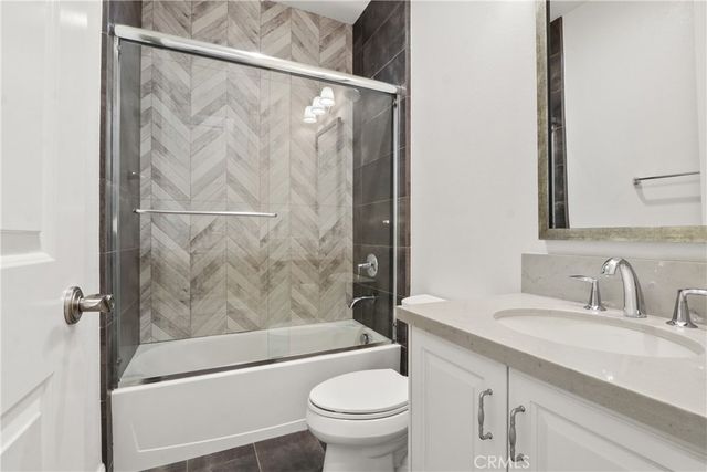 42 Barberry, Lake Forest, CA 92630