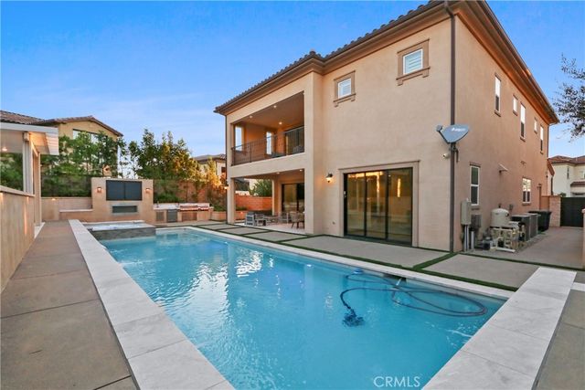 42 Barberry, Lake Forest, CA 92630