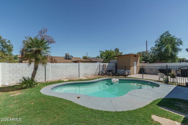 7120 W MULBERRY Drive, Phoenix, AZ 85033