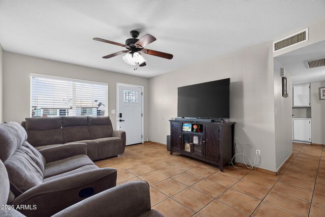 7120 W MULBERRY Drive, Phoenix, AZ 85033