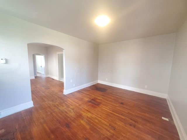 1837 Sullivant Avenue, Columbus, OH 43223