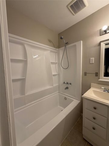 5446 Jason Street, Houston, TX 77096