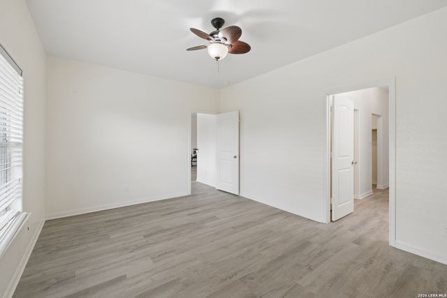 6102 BEAR MDW, San Antonio, TX 78222