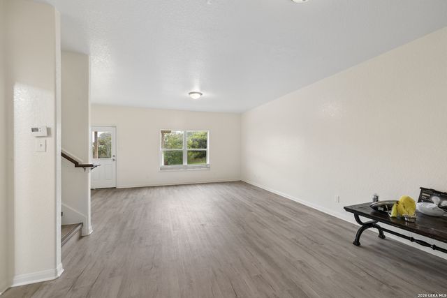 6102 BEAR MDW, San Antonio, TX 78222