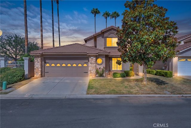 683 Sunshine, Banning, CA 92220