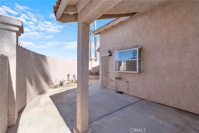 683 Sunshine, Banning, CA 92220