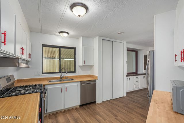 3300 E BROADWAY Road 121, Mesa, AZ 85204