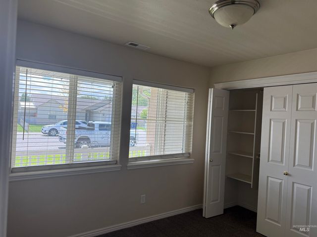 2879 Deaun Ave, Twin Falls, ID 83301