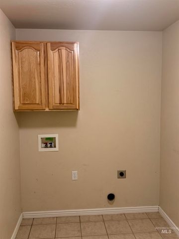 2879 Deaun Ave, Twin Falls, ID 83301