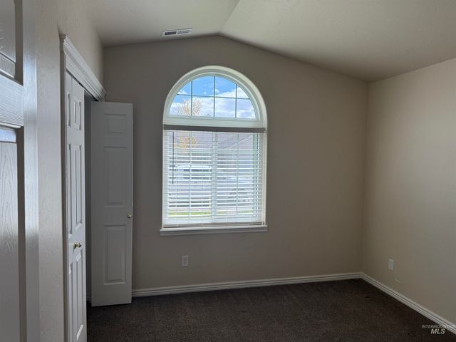 2879 Deaun Ave, Twin Falls, ID 83301