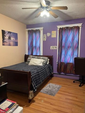 31 Quinn St, Paterson City, NJ 07501