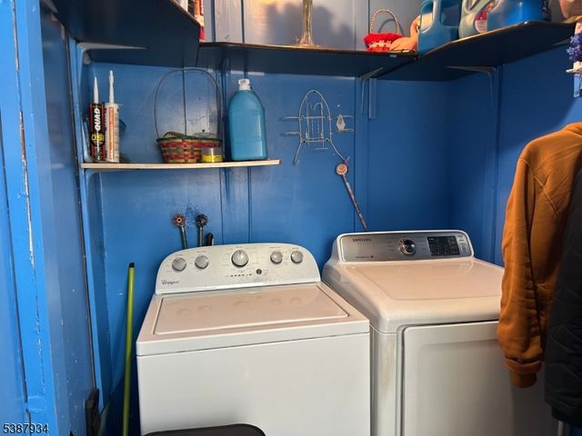 31 Quinn St, Paterson City, NJ 07501