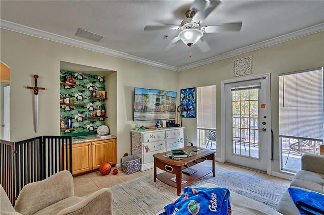 1245 SW 9TH ROAD 201, Gainesville, FL 32601