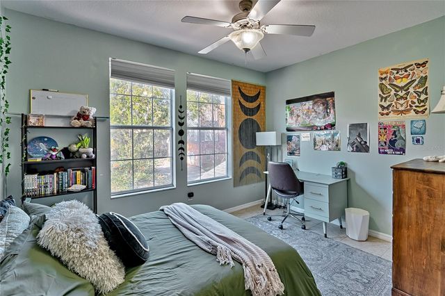 1245 SW 9TH ROAD 201, Gainesville, FL 32601