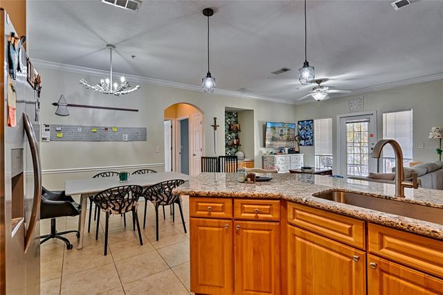 1245 SW 9TH ROAD 201, Gainesville, FL 32601