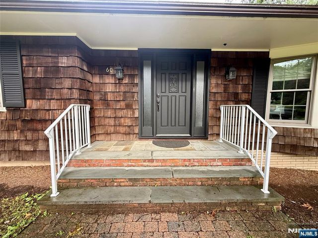 60 Eileen Drive, Mahwah, NJ 07430